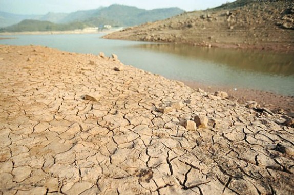  ۶۵ درصد آب‌های زیرزمینی استان خوزستان از بین رفته است