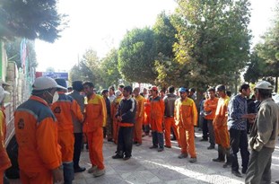 تجمع کارگران شهرداری حمیدیه/ شهردار: درآمدهای ما کم است