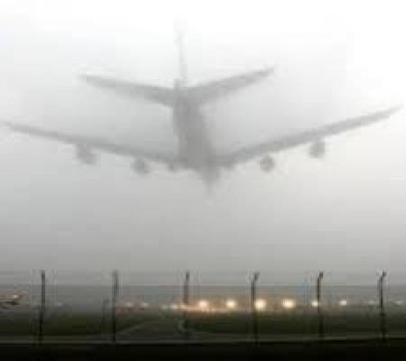 تاخیر و لغو پرواز‌های فرودگاه اهواز به دلیل مه غلیظ 
