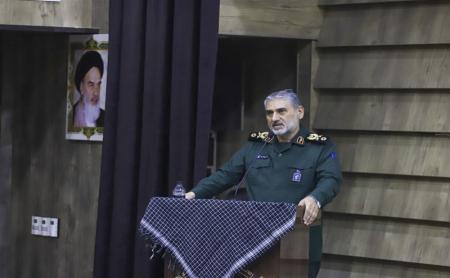 دفاع مقدس مانع تجزیه ایران شد